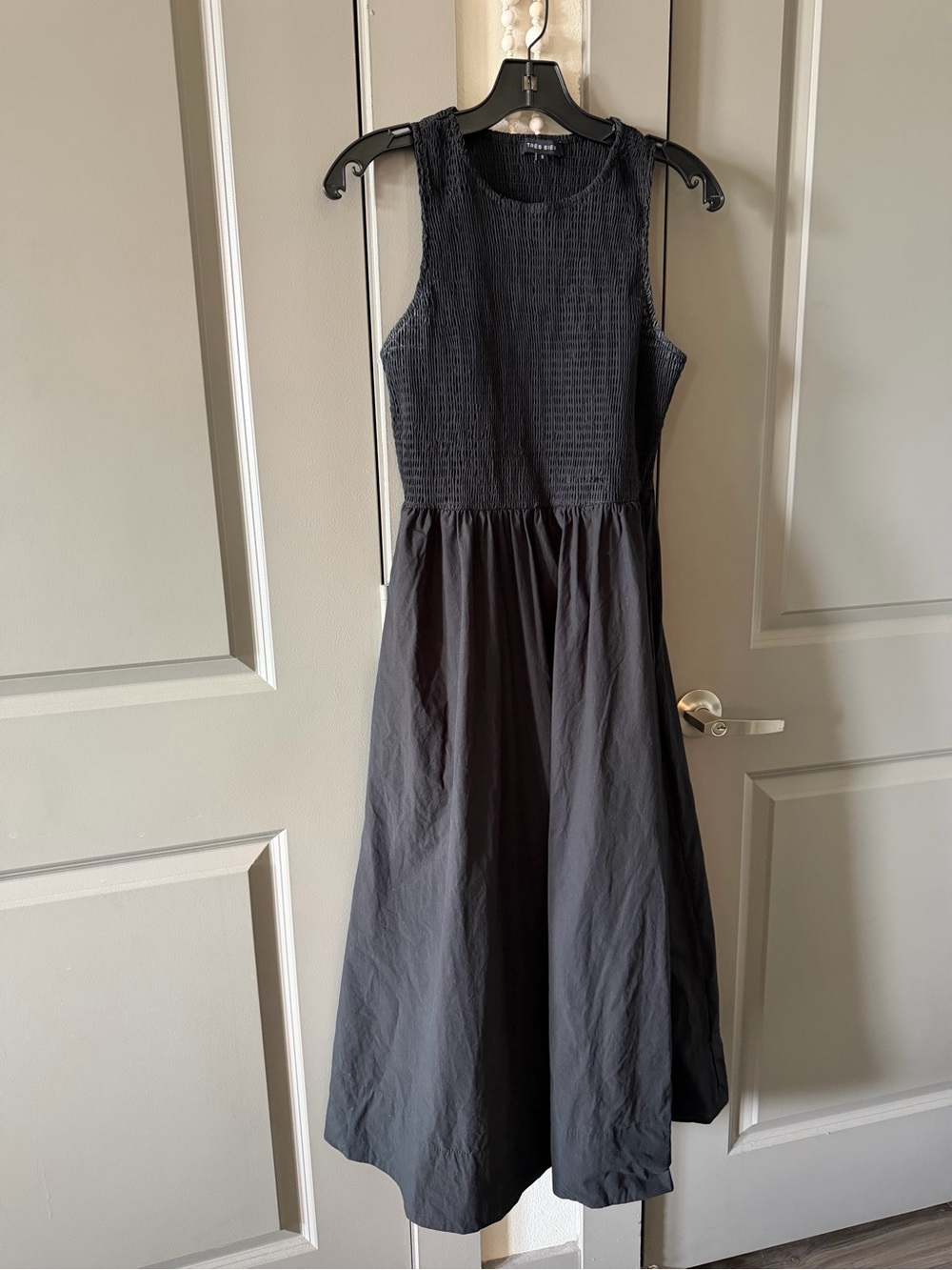 Tres Bien Black maxi dress small